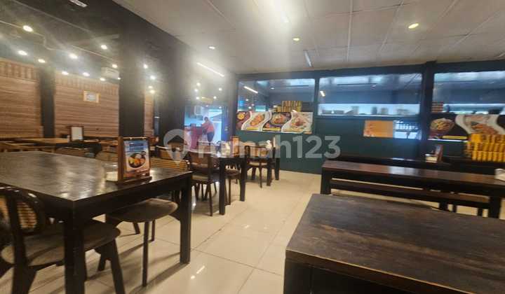 Rent 3 Adjacent Shops on Fatmawati Main Road, Suitable for Restaurant, Billiard, Warehouse 2
