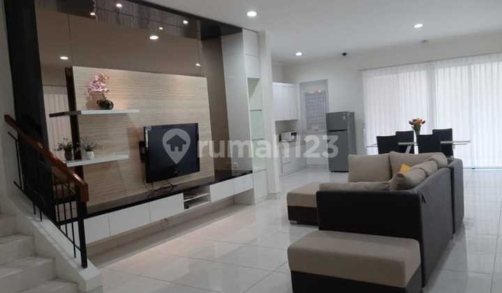 Disewakan Rumah Mewah Full Furnish BSD Cluster Deepark