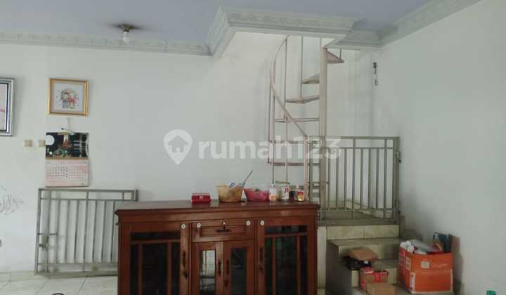 Dijual Rumah Siap Huni Lokasi Strategis Mutiara Palem Lingkungan Rapi Akses Jalan Lega Dijual Rumah Siap Huni Lokasi Strategis Mutiara Palem Lingkungan Rapi Akses Jalan Lega