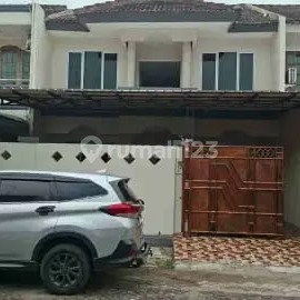 For Sale Minimalist 2-Story House in Daan Mogot Baru Tampak Siring, West Jakarta