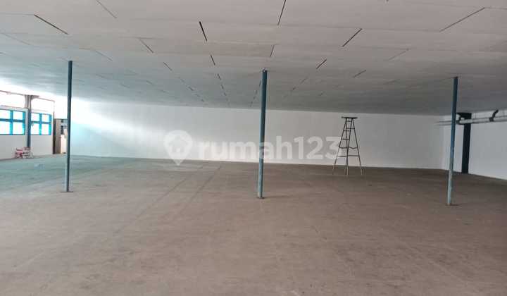 Upper Floor Warehouse Rental in Strategic Teluk Gong Area Upper Floor Warehouse Rental in Strategic Teluk Gong Area