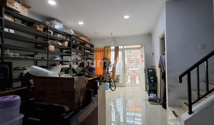 Rumah Mewah Dijual Cepat Park Residence Taman Surya Jakarta Barat 1