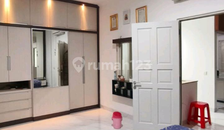 Dijual Bu Rumah Full Furnished Taman Semanan Indah 