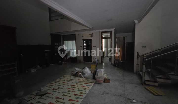 Surga Idaman di Green Garden Jakarta Barat Dijual Rumah Mewah Siap Huni Akses Terbaik
