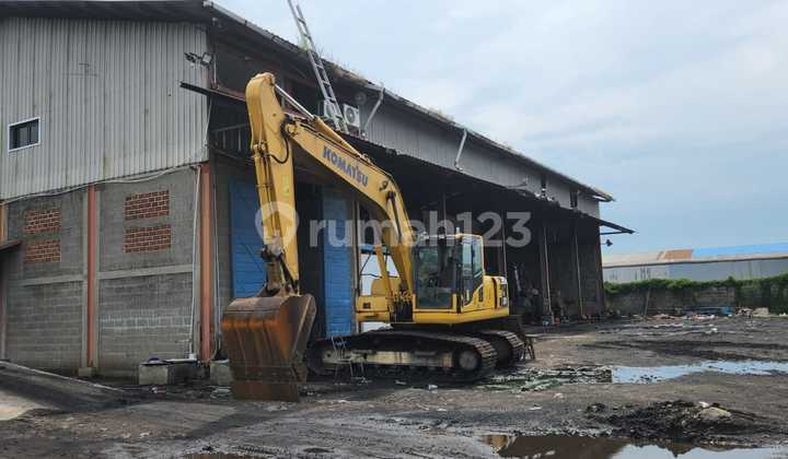 For Sale: Former Concrete Paving Block Factory Warehouse, Bojonegara, Cilegon, Banten, Building Area 3000, Industrial Zone, 40ft Access For Sale: Former Concrete Paving Block Factory Warehouse, Bojonegara, Cilegon, Banten, Building Area 3000, Industrial Zone, 40ft Access