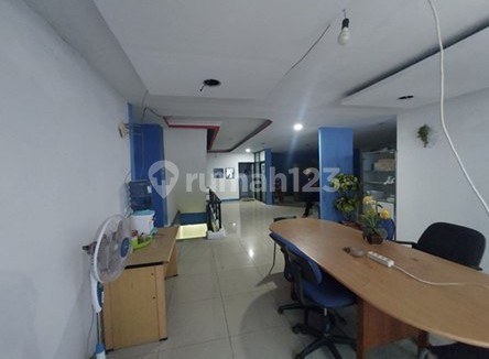 Dijual 3 Ruko Gandeng Dibawah NJOP Via Lelang Ayda bisa KPR 3 Ruko Gandeng Komplek Centra Kramat Raya Senen Jakarta Pusat Dijual 3 Ruko Gandeng Dibawah NJOP Via Lelang Ayda bisa KPR 3 Ruko Gandeng Komplek Centra Kramat Raya Senen Jakarta Pusat