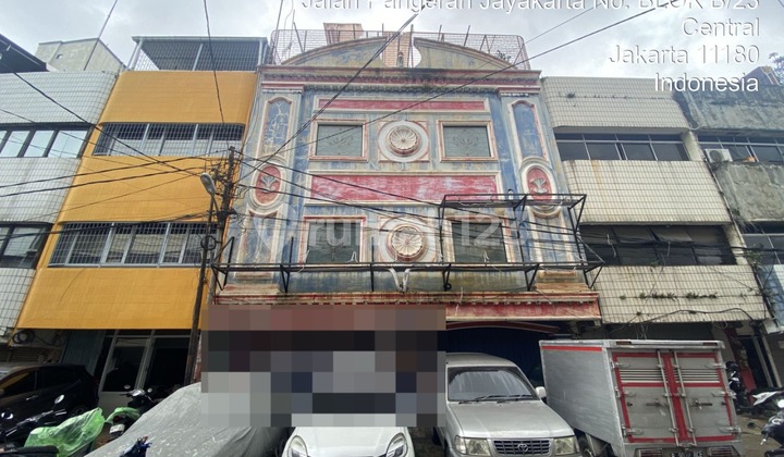 For Sale via Auction Attached Shop House Auction June 10, 2026 Attached Shop House on Jl Pangeran Jayakarta, Sawah Besar, Central Jakarta Land Area 165 SHPB (Building Use Rights) Commercial Area Bustling Environment 1