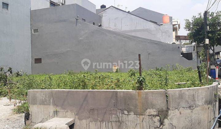 Kavling HOEK Siap Bangun 218m2 BAGUS dalam kompleks hadap taman  2