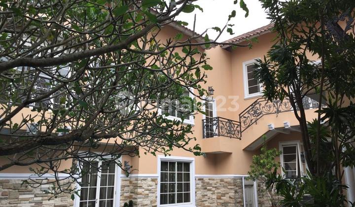 Rumah Mewah Dg Kolam Renang Cluster Beverly Golf Lippo Karawaci