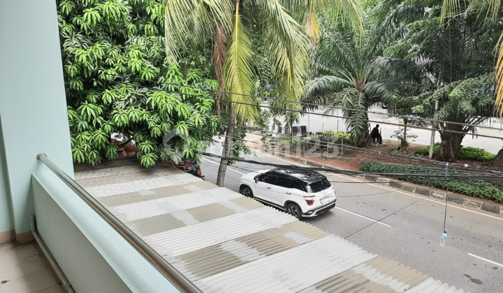 Selling a House by a Strategic Main Road in Sunter Near Kemayoran 2