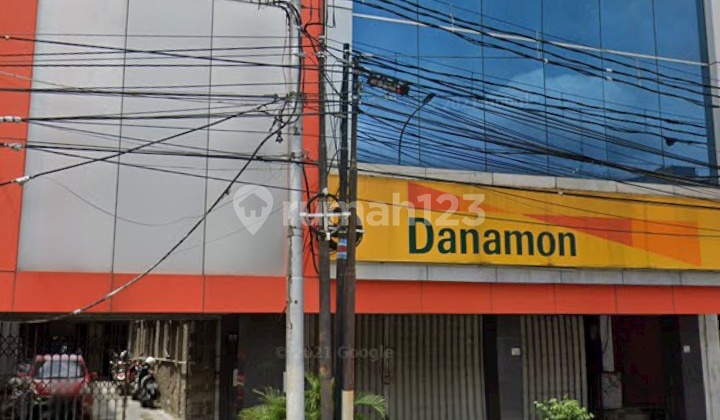 For Rent: Double Storefront Shop 1100M2 with Parking Lot. Central Jakarta, Hayam Wuruk, City of Jakpus, Main Road in Front of Transjakarta Busway Stop, Sawah Besar. For Rent: Double Storefront Shop 1100M2 with Parking Lot. Central Jakarta, Hayam Wuruk, City of Jakpus, Main Road in Front of Transjakarta Busway Stop, Sawah Besar.