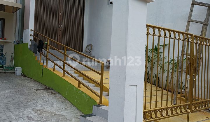 New Cempaka Putih Shop House for Rent, Ready to Occupy, Close to Letjen Suprapto, Strategic Location in Central Jakarta, Kemayoran.