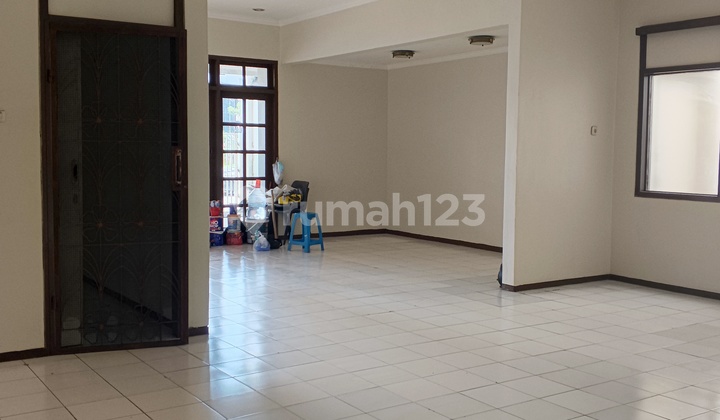 Sewa Rumah Pinggir Jalan Raya 3+1 Br Kelapa Gading Nias Raya Rapi Strategis Kantor Usaha 2