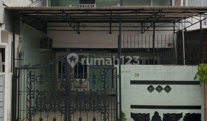 Sewa Rumah Kelapa Gading 3+1 Kamar Dekat Mall Cocok untuk Kantor Mess Karyawan