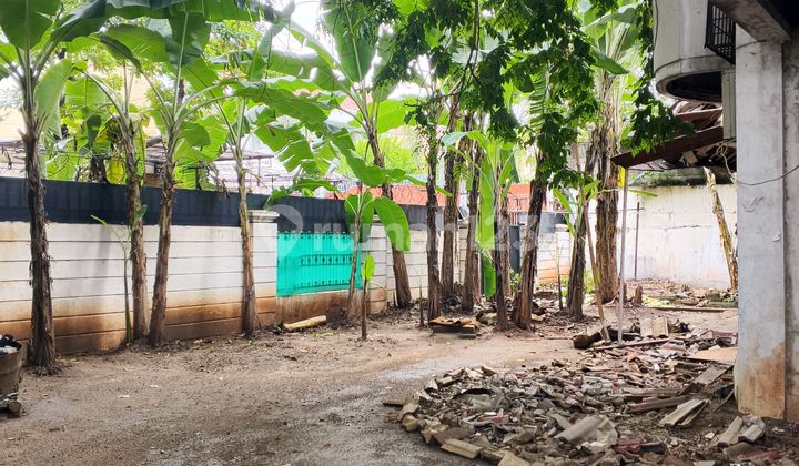 Rent House Shop on Main Road Kelapa Gading Strategic 2