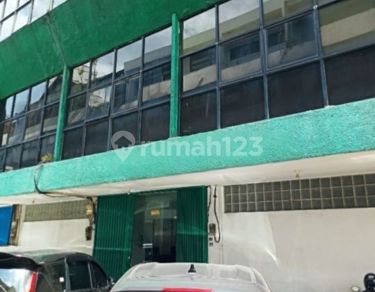3-Story Connected Shop House for Rent at Duta Merlin Gambir, Petojo Loss Plong, Central Jakarta 3-Story Connected Shop House for Rent at Duta Merlin Gambir, Petojo Loss Plong, Central Jakarta