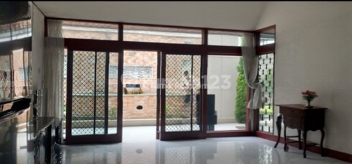 Sewa Rumah/Tanah Jalan Raya Mangga Besar Strategis Komersil Ramai Cocok untuk Usaha 2