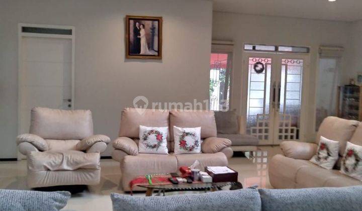 Rumah Cantik 2 Lt Dalam Kompleks di Duren Sawit, Jaktim 2