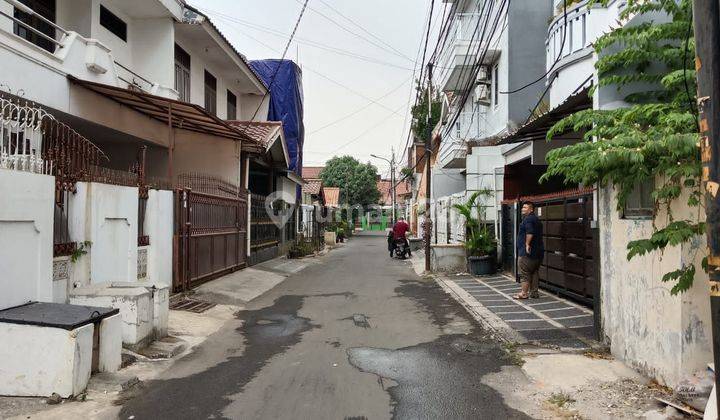 Rumah dalam Kompleks Bebas Banjir di Rawamangun, Jakarta Timur 2