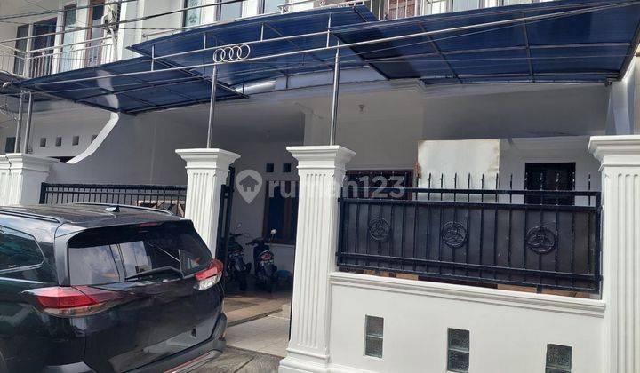 *Dijual Rumah dalam Kompleks di Rawamangun, Jakarta Timur* 1