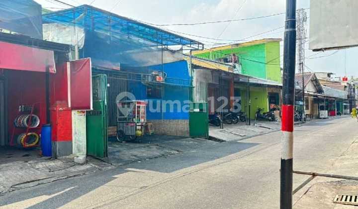 Strategically Located Shop House on Koja Main Road, North Jakarta 2