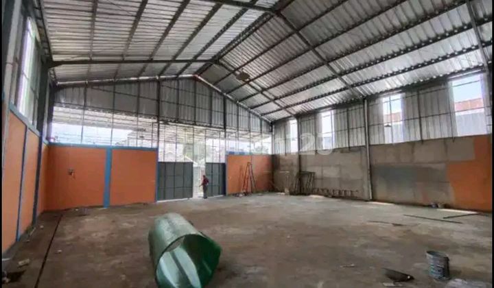 Gudang Workshop Siap Pakai di Setu, Cipayung, Jakarta Timur Gudang Workshop Siap Pakai di Setu, Cipayung, Jakarta Timur