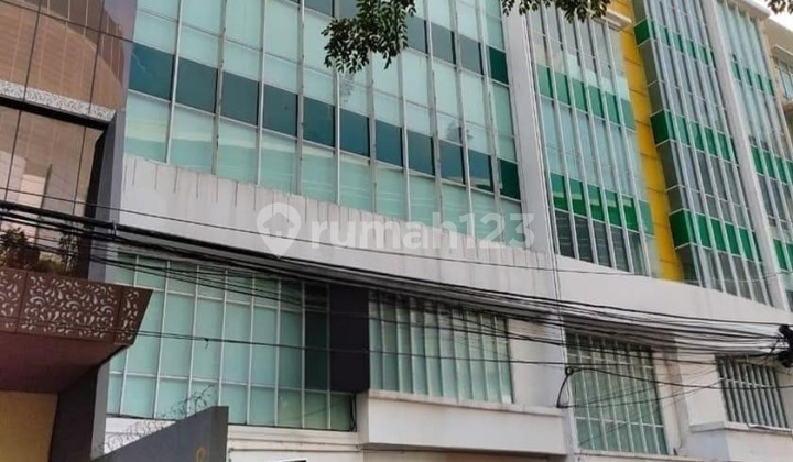 6.5-Story Ready-to-Use Ruko Building in Tanah Abang, Central Jakarta 6.5-Story Ready-to-Use Ruko Building in Tanah Abang, Central Jakarta