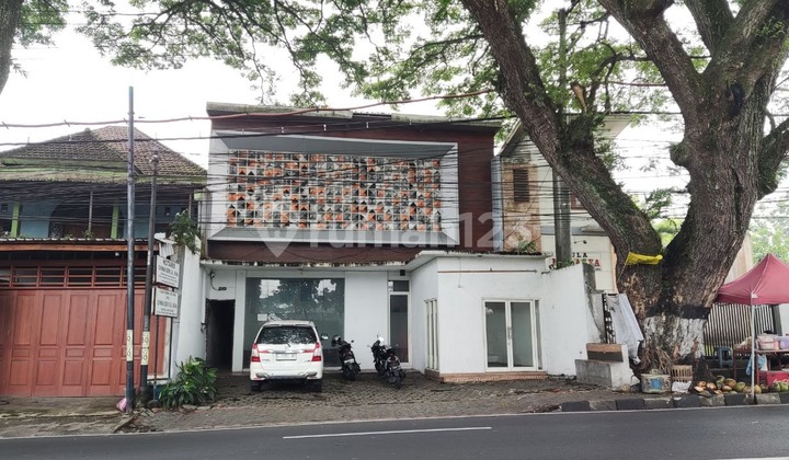 RUMAH, PLUS USAHA SEWA RUANG KANTOR DAN KOST-KOSTAN 2 LANTAI RUMAH, PLUS USAHA SEWA RUANG KANTOR DAN KOST-KOSTAN 2 LANTAI