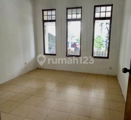 Rumah Strategis di Binong Curug Tangerang 8