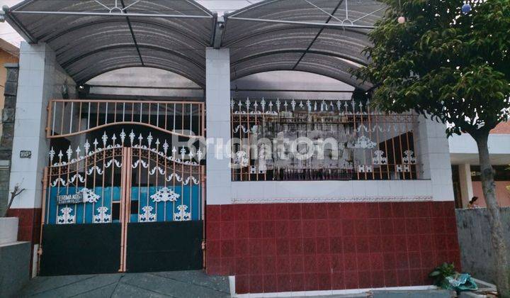 Rumah Jl Petemon dekat Jl. Bantu Urip dan Jl. Arjuno 1