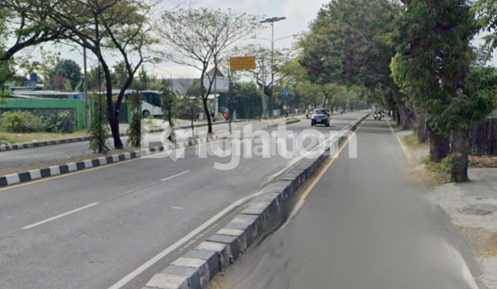 Gudang Jl. Ring Road Selatan dekat SPBU Singosaren  2