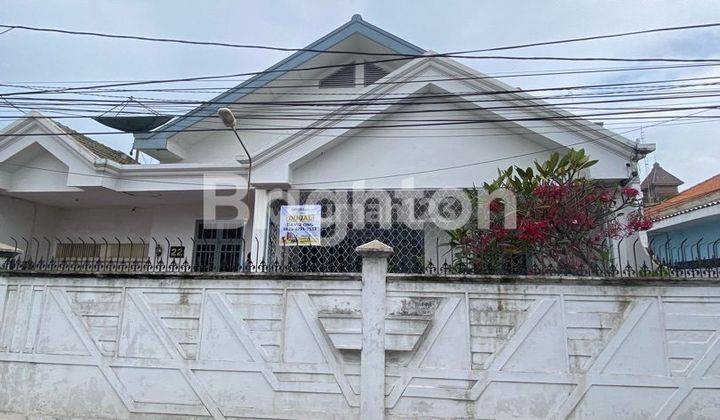 Rumah Pusat Kota Genteng Durasim dekat Jl. Genteng Besar 1