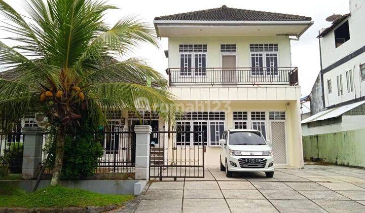 Dijual Rumah Beserta Usaha Salon Dan Studio Dance Di Balikpapan Baru Bb 1