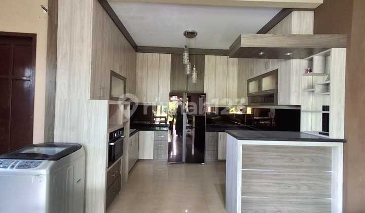 For Sale Semi-Furnished House in Balikpapan Baru Bb, Dn