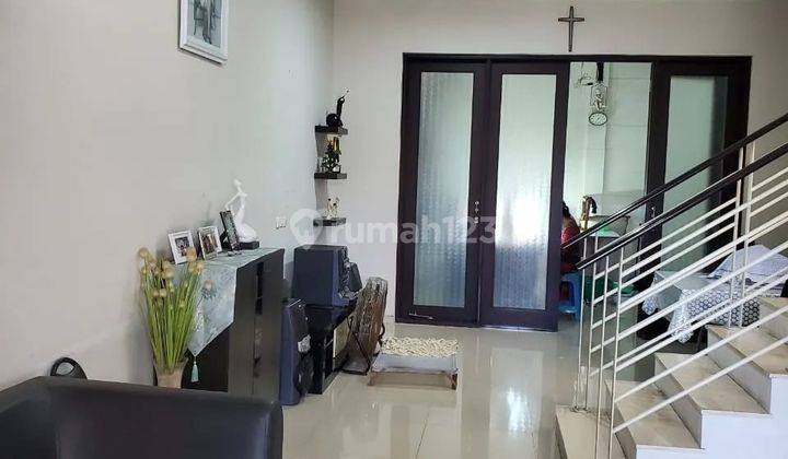 Dijual Rumah Pantai Mentari, Surabaya 2