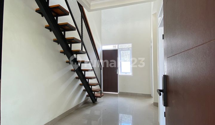 Rumah Sakura 2 Lantai View Pegunungan ,Dekat Akses Tol 2