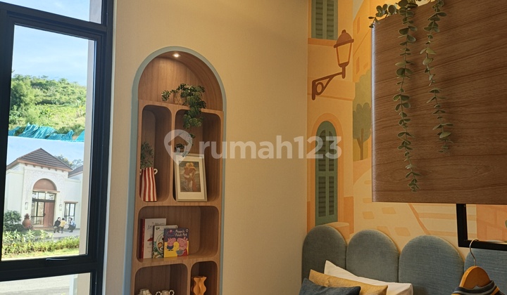 Rumah 2 Lantai Dekat Akses Tol dan View Pegunungan