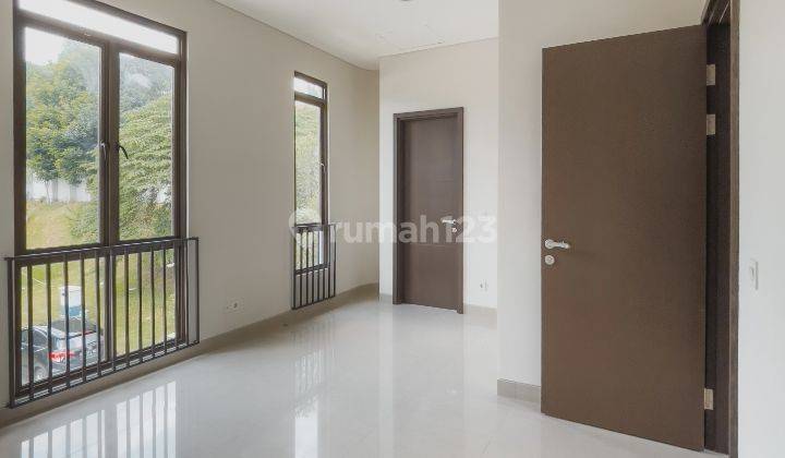 Rumah 2 lantai, bagus siap huni, rumah hadap utara, rumah unfurnish , dan kondisi rumah rapi dan bersih,  lingkungan yang asri,  aman dan nyaman,  lokasi di  cluster mozia BSD 3