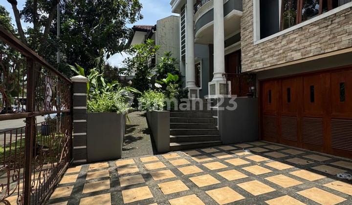 Rumah Mewah, Dan Murah Turun Harga Bagus Dan Siap Huni, 2.5 Lantai Dengan Model Split Level Dan Legalitas Shm, Rumah Semifurnish, Di Lingkungan Yang Aman Dan Nyaman Di Puspitaloka Bsd, Lokasi Sangat Strategis Dekat Pintu Tol Bsd, Dan Dekat Pasar Modern Rumah Mewah, Dan Murah Turun Harga Bagus Dan Siap Huni, 2.5 Lantai Dengan Model Split Level Dan Legalitas Shm, Rumah Semifurnish, Di Lingkungan Yang Aman Dan Nyaman Di Puspitaloka Bsd, Lokasi Sangat Strategis Dekat Pintu Tol Bsd, Dan Dekat Pasar Modern