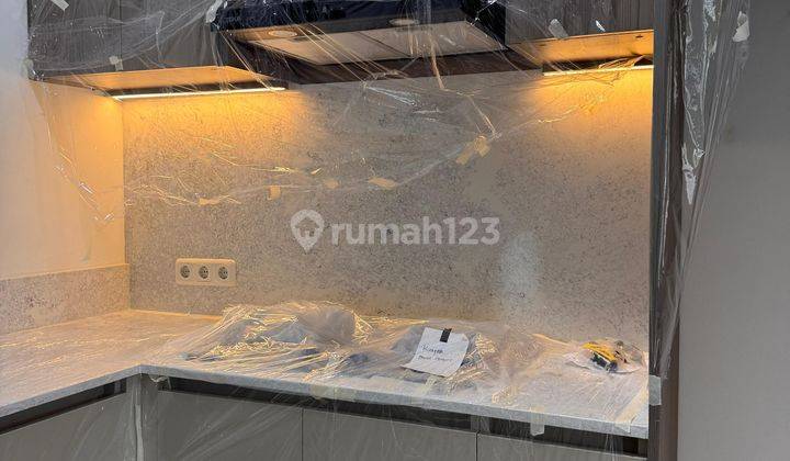 Rumah Baru, Mewah Turun Harga Dan Siap Huni Dengan Design Yang Unik, Dan Ruangan Yang Luas, Lokasi Sangat Strategis Dekat Aeon Mall Bsd, Lokasi Di Vanya Park Bsd Tangerang 2