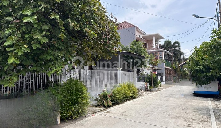 Dijual Rumah di Jl. Cempaka Baru, Kemayoran 2