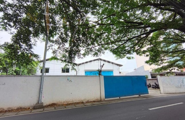 Gudang di Jl. Raya Pondok Kacang, Tangerang Selatan