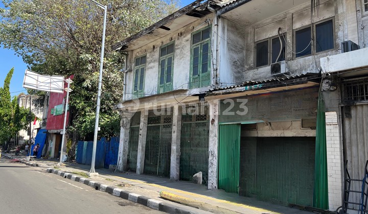 Shop House at Jl. Kali Besar Timur 3, Tamansari, West Jakarta City 2