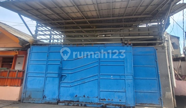 Dijual Rumah 2 Lantai di Gedong Panjang Raya 2