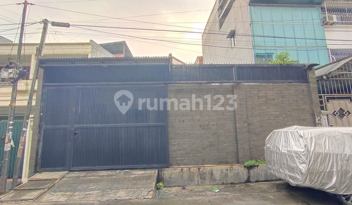 For Sale House on Jl. Pekapuran Raya, Tanah Sereal 1