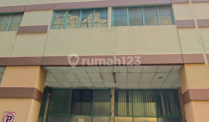 For Sale: Commercial Unit (Ruko) in Bahari Pesona Residential and Non-Residential Apartment Building