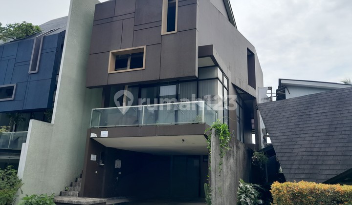 Dijual Rumah 2 Lantai di Perum.The Upper House Resudence, Pondok cabe