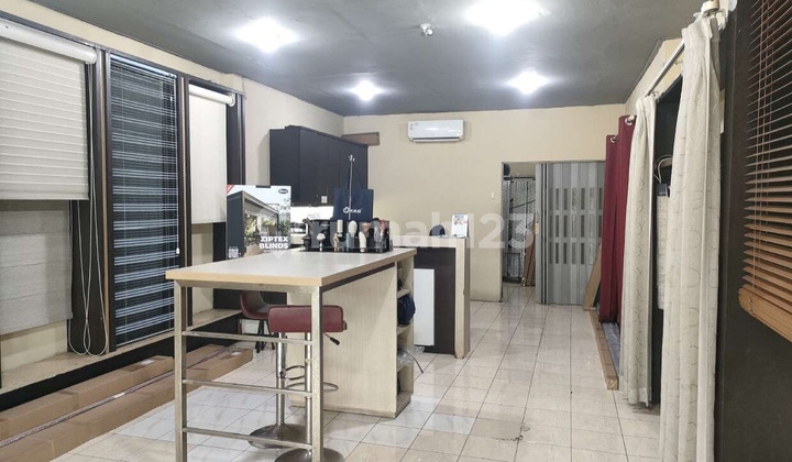 Dijual Ruko di Jl. Suryopranoto, Petojo Selatan