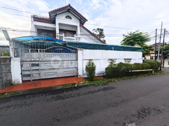 Dijual Rumah 2 Lantai di Perumahan Kavling DKI Jl. Penyelesaian Tomang III, Meruya utara
