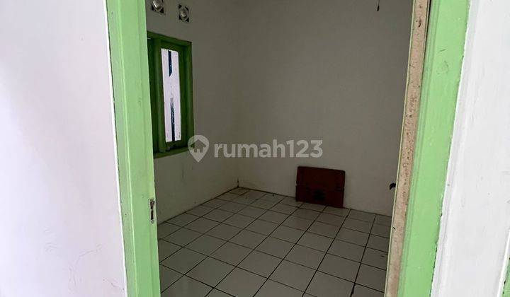 Rumah SHM dalam Komplek Cisauk Tangerang di Griya Serpong Asri 2